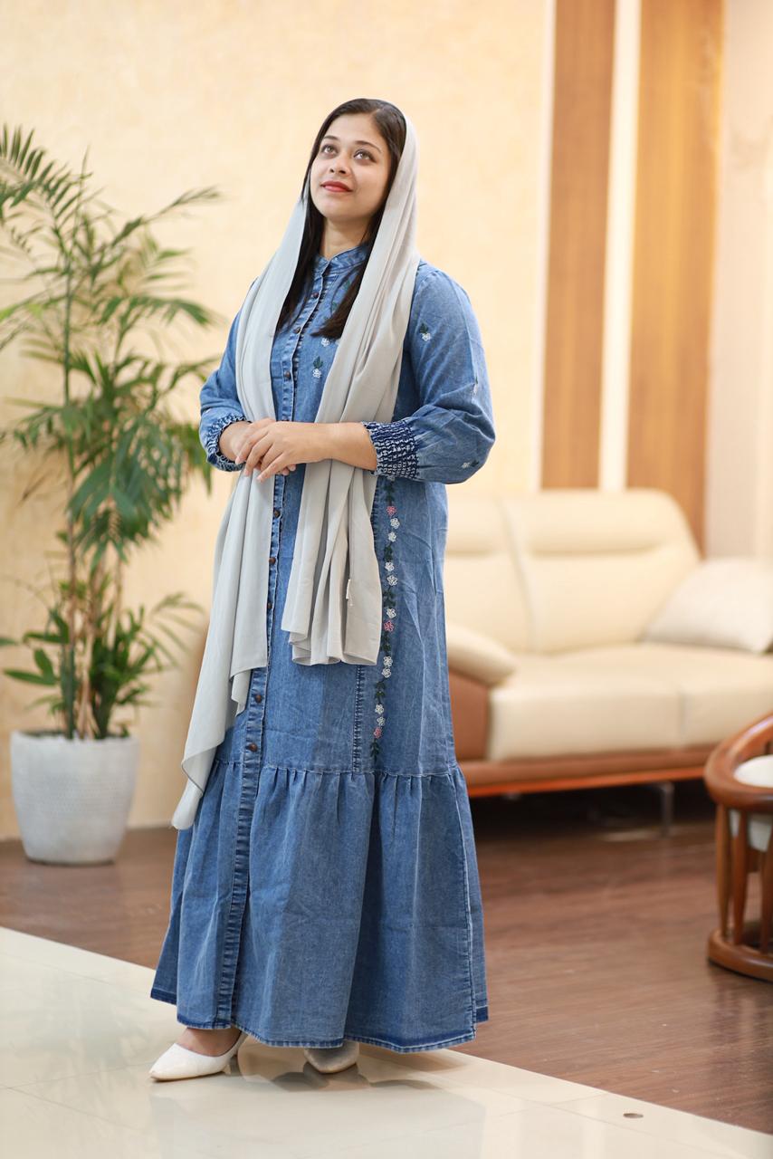 💙 New Stylish Denim Gown – Premium Imported Denim 💙