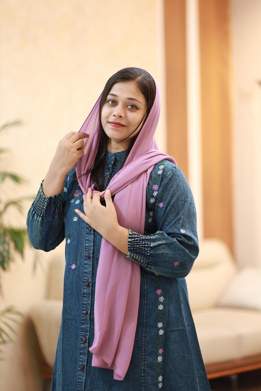 💙 New Stylish Denim Gown – Premium Imported Denim 💙