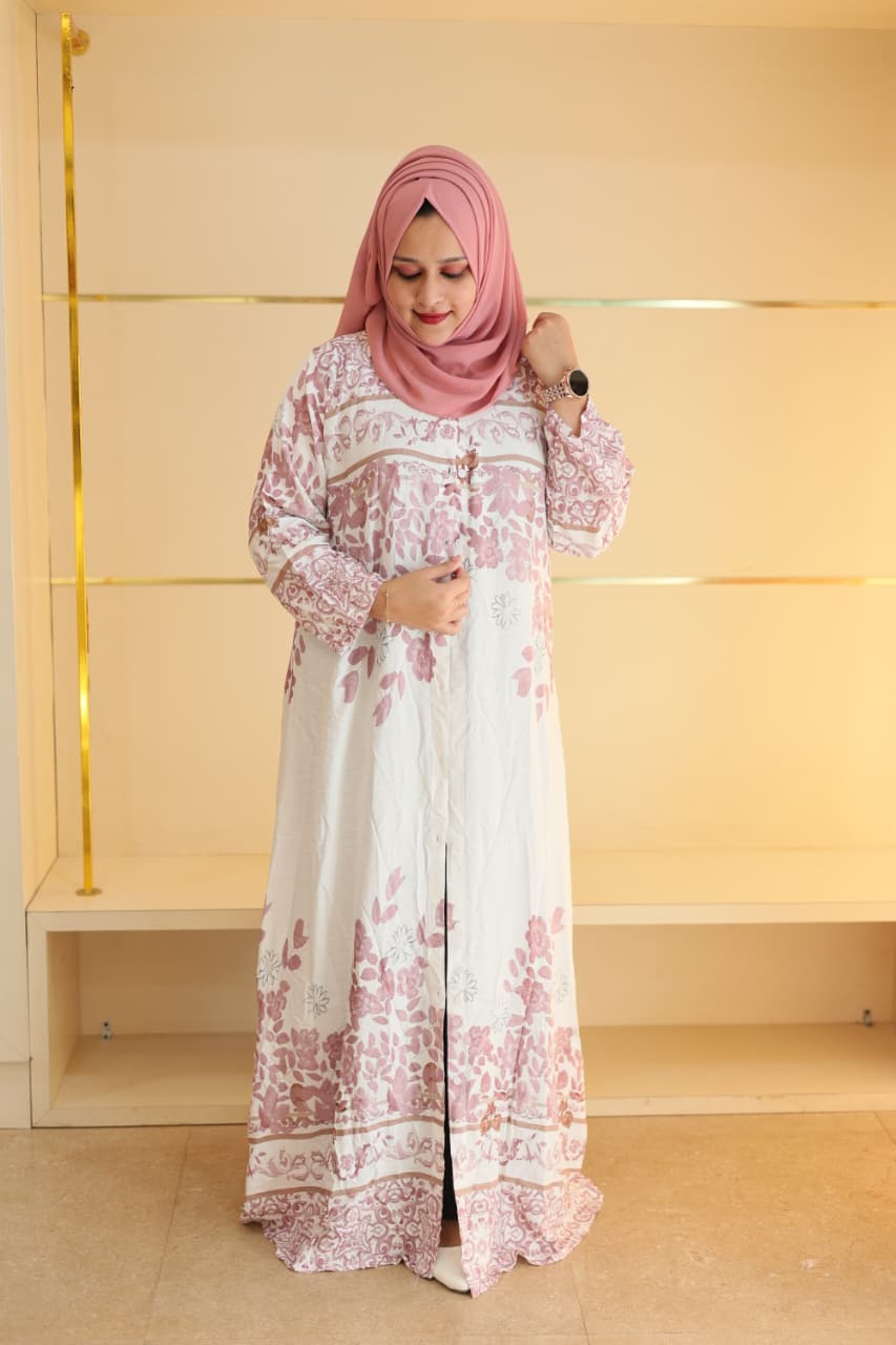 💃 New Stylish Gown – Premium Imported Fabric 💃