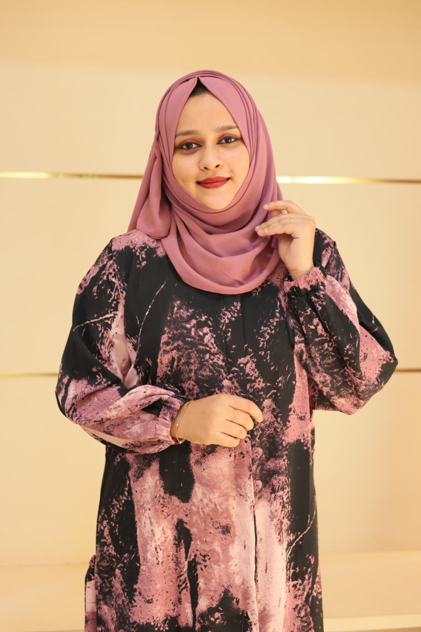 ✨ New Stylish Gown – Premium Imported Fabric ✨