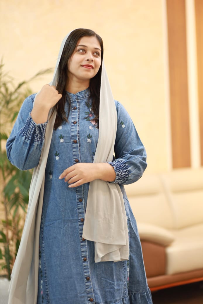 💙 New Stylish Denim Gown – Premium Quality 💙