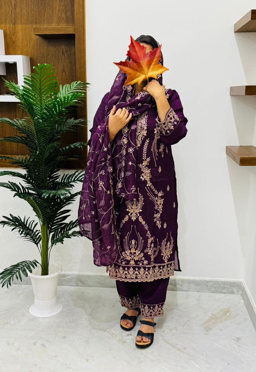 🔥 New Arrival – Top &amp; Bottom with Shawl 🔥