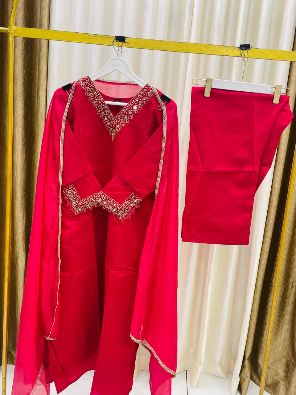 ✨ Newly Arrived Party Wear – Premium Mulchanderi Fabric ✨